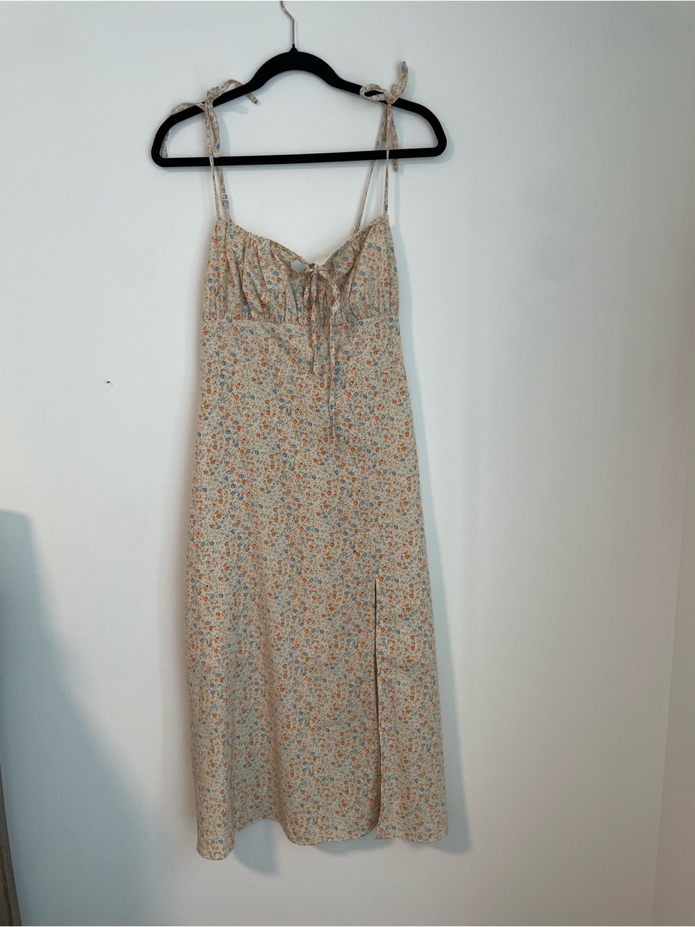 Dainty floral midi dress with bow strap detail, milkmaid cinch bodice size 8